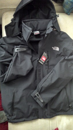 Chaqueta impermeable the north face $32000